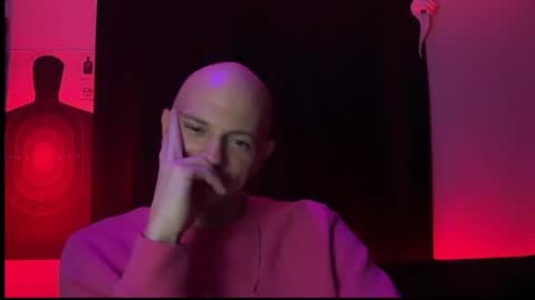 mount_vesuvius online show from October 17, 2025, 4:04 am