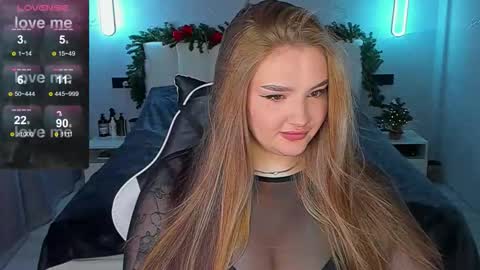 Snapshot of mousemother chatting on December 4, 2025, 1:53 pm Carolina online show from December 4, 2025, 1:53 pm