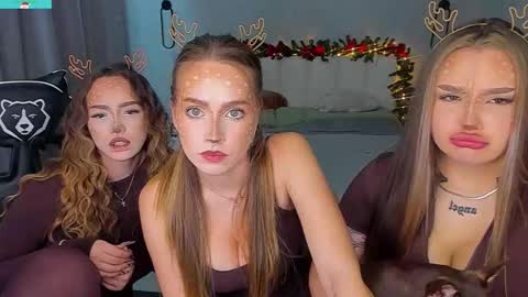 Snapshot of mousemother chatting on December 18, 2025, 7:09 pm Carolina online show from December 18, 2025, 7:09 pm