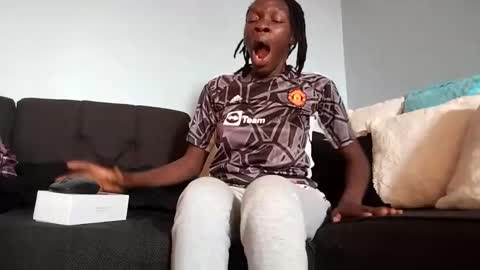 Snapshot of mouthymiss chatting on March 12, 2025, 9:55 am Mouthymiss online show from March 12, 2025, 9:55 am