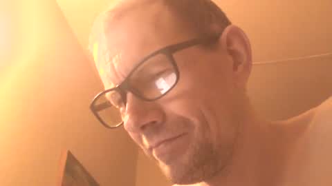 Snapshot of moviem1978 chatting on January 23, 2025, 8:45 pm Frederik online show from January 23, 2025, 8:45 pm