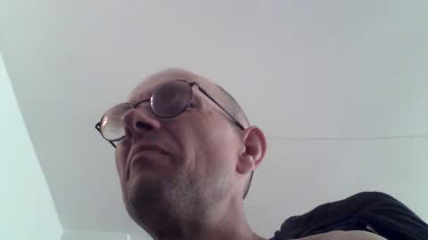 Snapshot of moviem1978 chatting on June 23, 2026, 2:48 pm Frederik online show from June 23, 2026, 2:48 pm