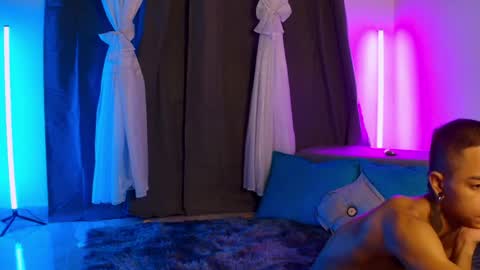 Mowgli online show from June 4, 2026, 3:23 am