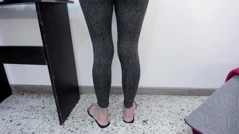 Snapshot of moxa_hot chatting on December 6, 2024, 1:55 pm moxa hot online show from December 6, 2024, 1:55 pm