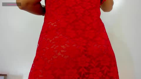 Snapshot of moxa_hot chatting on October 30, 2025, 2:40 pm moxa hot online show from October 30, 2025, 2:40 pm