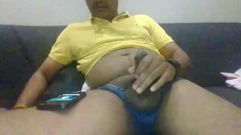 Snapshot of mpterm chatting on November 10, 2025, 5:01 pm Rahul Nair online show from November 10, 2025, 5:01 pm