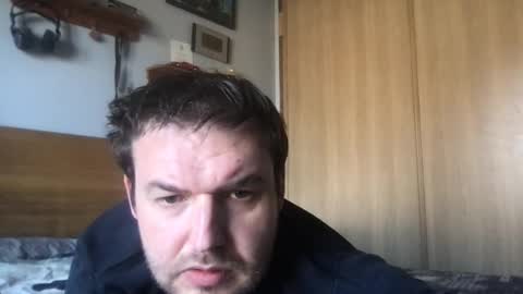 Snapshot of mr834565 chatting on April 3, 2026, 3:32 pm mr834565 online show from April 3, 2026, 3:32 pm