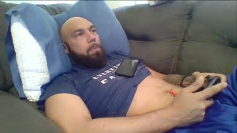 Snapshot of mr8plus chatting on April 8, 2026, 9:37 pm Mr8 online show from April 8, 2026, 9:37 pm
