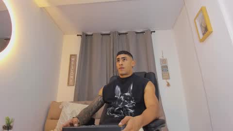 Snapshot of mr_adrian_ chatting on March 26, 2026, 12:11 pm online show from March 26, 2026, 12:11 pm