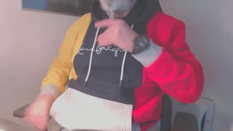 Snapshot of mr_boombastic2021 chatting on January 2, 2025, 10:48 am mr_boombastic2021 online show from January 2, 2025, 10:48 am