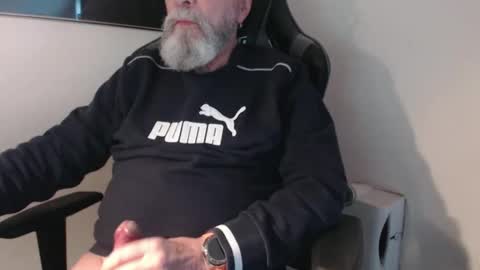 Snapshot of mr_boombastic2021 chatting on November 22, 2025, 11:53 am mr_boombastic2021 online show from November 22, 2025, 11:53 am