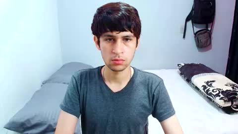 Snapshot of mr_erik_grey chatting on December 15, 2025, 2:05 am Mr. Erik Grey online show from December 15, 2025, 2:05 am