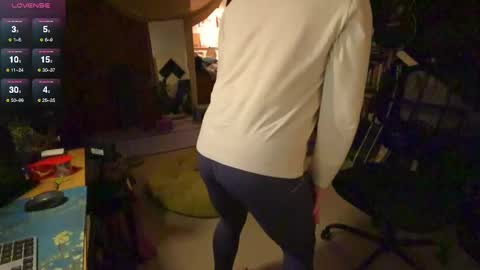 ninko online show from February 24, 2025, 2:19 am