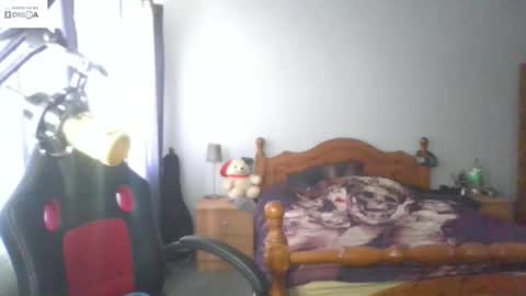 mr_i_ online show from October 5, 2025, 9:51 am