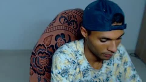 Max online show from November 7, 2025, 6:41 pm