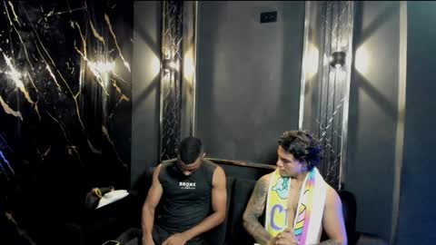 mr_maximo online show from October 1, 2025, 4:51 am