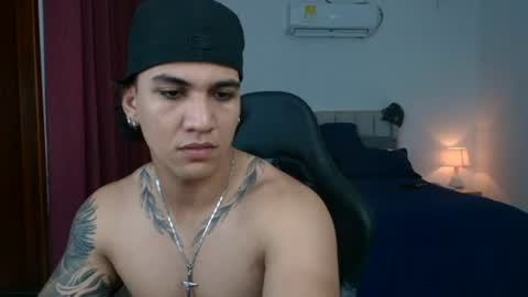 mr_maximo online show from July 4, 2026, 1:23 am
