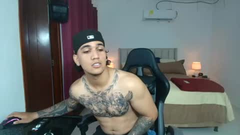 mr_maximo online show from July 22, 2026, 3:20 am