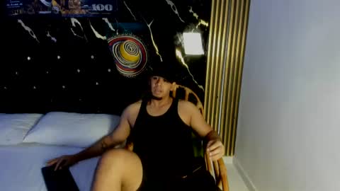 mr_maximo online show from July 23, 2026, 11:57 pm