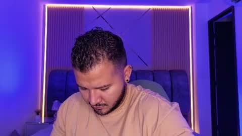 Snapshot of mr_mikee_ chatting on July 31, 2026, 3:06 am MIKEE online show from July 31, 2026, 3:06 am