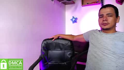 Snapshot of mr_mrscurie chatting on January 2, 2025, 6:45 pm Mr Mrs Curie online show from January 2, 2025, 6:45 pm