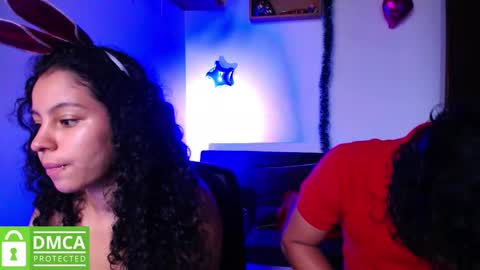 Snapshot of mr_mrscurie chatting on January 5, 2025, 10:19 pm Mr Mrs Curie online show from January 5, 2025, 10:19 pm