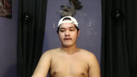 Snapshot of mr_olivercummerx chatting on November 30, 2025, 7:01 am mr_olivercummerx online show from November 30, 2025, 7:01 am