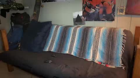 Valdor online show from September 20, 2025, 1:06 am