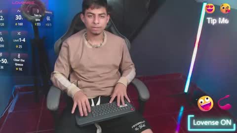 Snapshot of mralpha_latino chatting on June 10, 2026, 6:45 am Alpha LATINO online show from June 10, 2026, 6:45 am