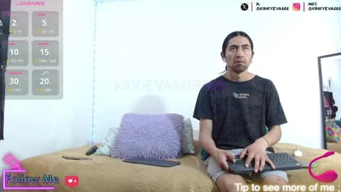 Snapshot of mrandmrs666999 chatting on May 22, 2026, 4:23 pm Mrandmrs666999 online show from May 22, 2026, 4:23 pm