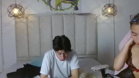 Snapshot of mrandmrsvixencs chatting on May 11, 2026, 4:26 pm mrandmrvlxencs online show from May 11, 2026, 4:26 pm