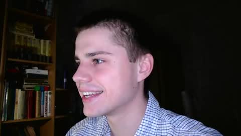 Snapshot of mrbepsik chatting on April 4, 2026, 5:43 pm Mr Roman online show from April 4, 2026, 5:43 pm