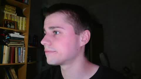 Snapshot of mrbepsik chatting on April 12, 2026, 7:52 pm Mr Roman online show from April 12, 2026, 7:52 pm