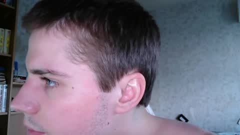 Snapshot of mrbepsik chatting on May 11, 2026, 2:56 pm Mr Roman online show from May 11, 2026, 2:56 pm