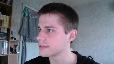 Snapshot of mrbepsik chatting on May 13, 2026, 2:25 pm Mr Roman online show from May 13, 2026, 2:25 pm