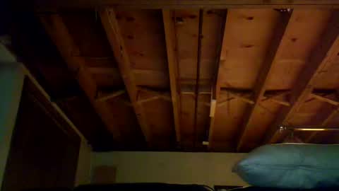 Snapshot of mrblade666 chatting on December 7, 2024, 1:36 am mrblade666 online show from December 7, 2024, 1:36 am