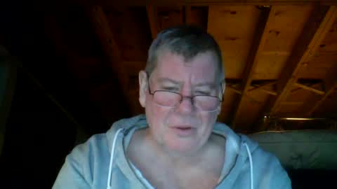 Snapshot of mrblade666 chatting on February 22, 2025, 11:57 pm mrblade666 online show from February 22, 2025, 11:57 pm