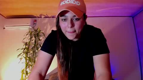 Laura online show from December 18, 2024, 6:21 am