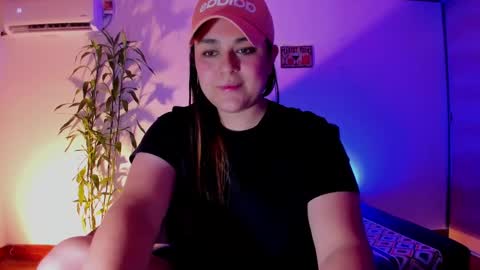 Laura online show from December 19, 2024, 12:13 am