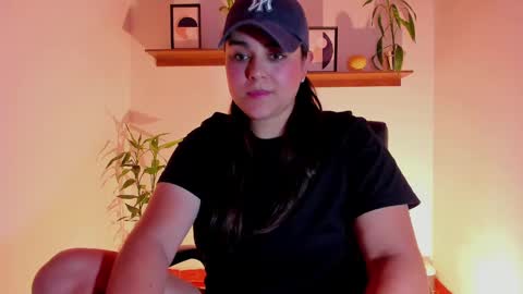 Laura online show from January 19, 2025, 4:44 am