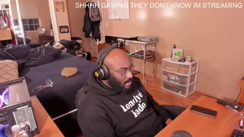 Snapshot of mrchuckdailyxxx chatting on February 11, 2025, 11:22 pm Chuck Daily online show from February 11, 2025, 11:22 pm