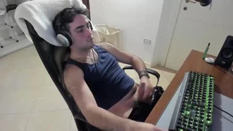 Snapshot of mrclean_97 chatting on January 3, 2025, 8:22 pm GoodBoy online show from January 3, 2025, 8:22 pm