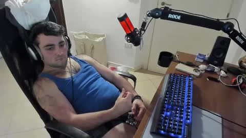 Snapshot of mrclean_97 chatting on March 12, 2025, 4:02 pm GoodBoy online show from March 12, 2025, 4:02 pm