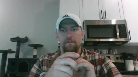 Snapshot of mrcumfixit chatting on October 13, 2025, 7:47 pm mrcumfixit online show from October 13, 2025, 7:47 pm