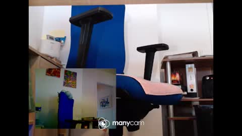 MrJohnsen1975 online show from June 18, 2026, 5:06 pm