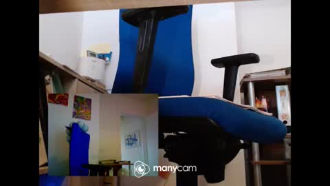 MrJohnsen1975 online show from June 25, 2026, 6:01 pm