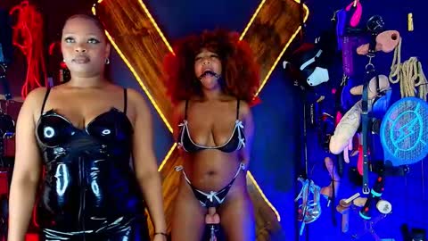 mrebonybdsm online show from February 11, 2026, 3:44 am