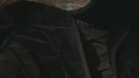 Snapshot of mrf388 chatting on December 18, 2025, 10:32 am IwantU2WatchME online show from December 18, 2025, 10:32 am