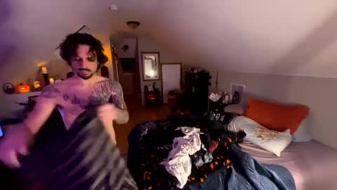 Snapshot of mrfanceypants chatting on October 6, 2025, 6:11 am mrfanceypants online show from October 6, 2025, 6:11 am