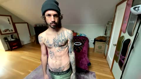 Snapshot of mrfanceypants chatting on November 6, 2025, 10:21 pm mrfanceypants online show from November 6, 2025, 10:21 pm